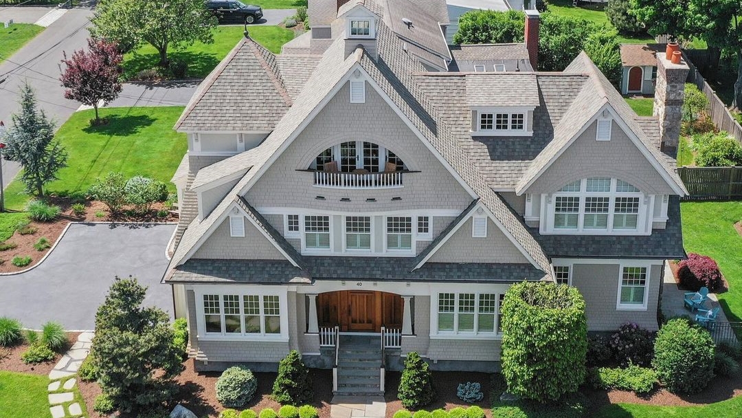 10 Luxury Real Estate Instagram Accounts You Need to Follow
